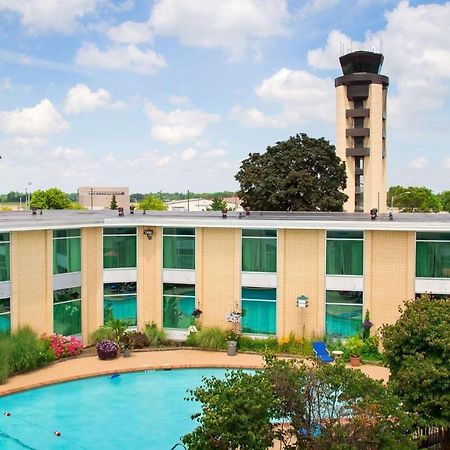 Surestay Plus Hotel By Best Western Syracuse Airport North Syracuse Exterior foto