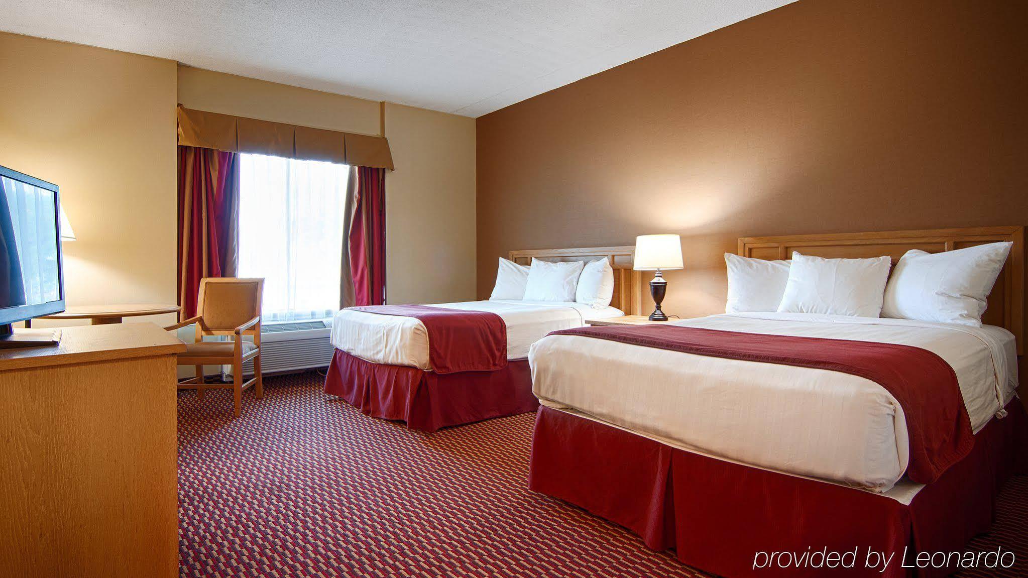 Surestay Plus Hotel By Best Western Syracuse Airport North Syracuse Exterior foto