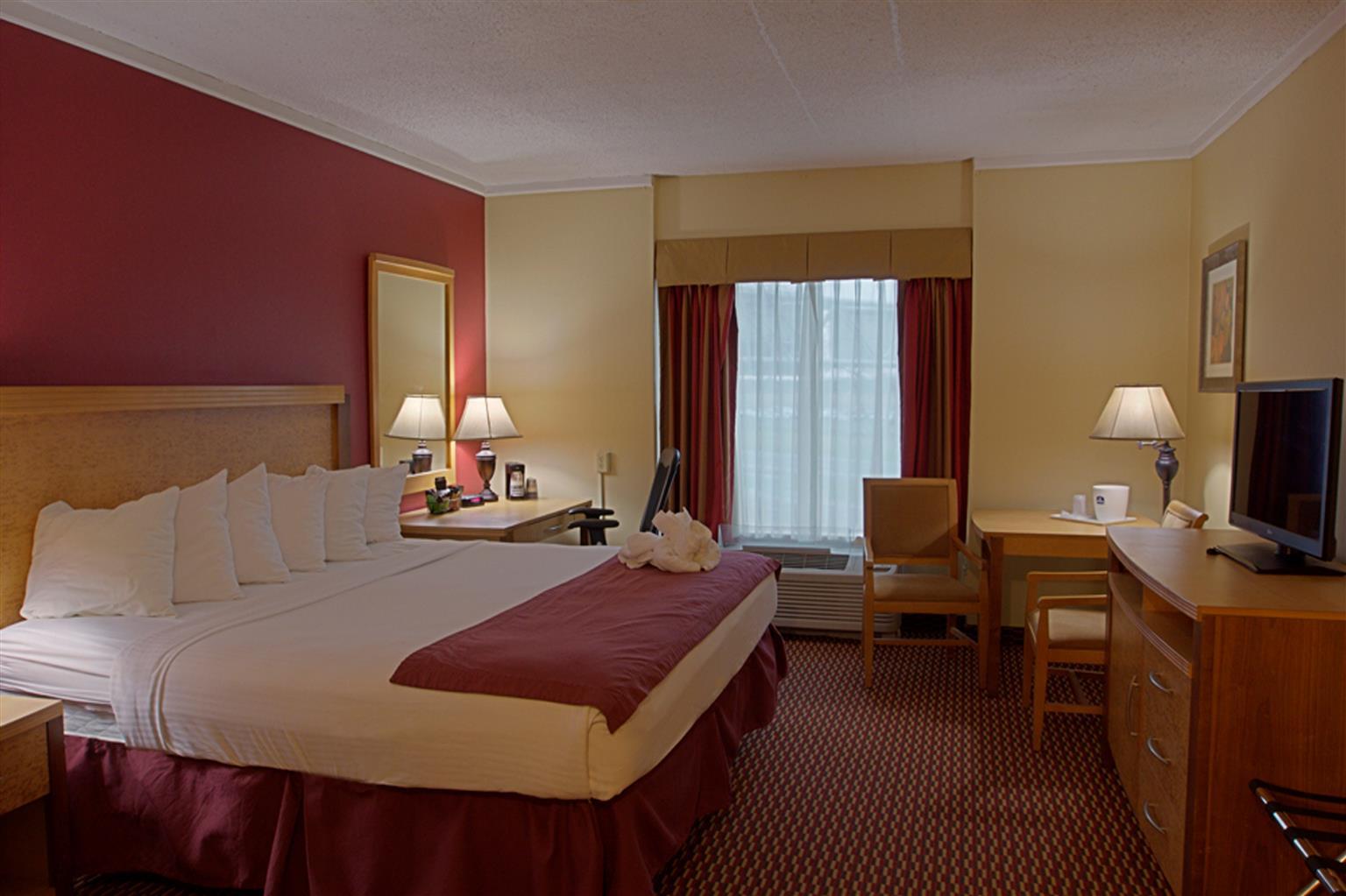 Surestay Plus Hotel By Best Western Syracuse Airport North Syracuse Exterior foto