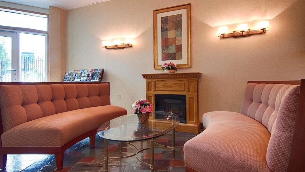 Surestay Plus Hotel By Best Western Syracuse Airport North Syracuse Exterior foto