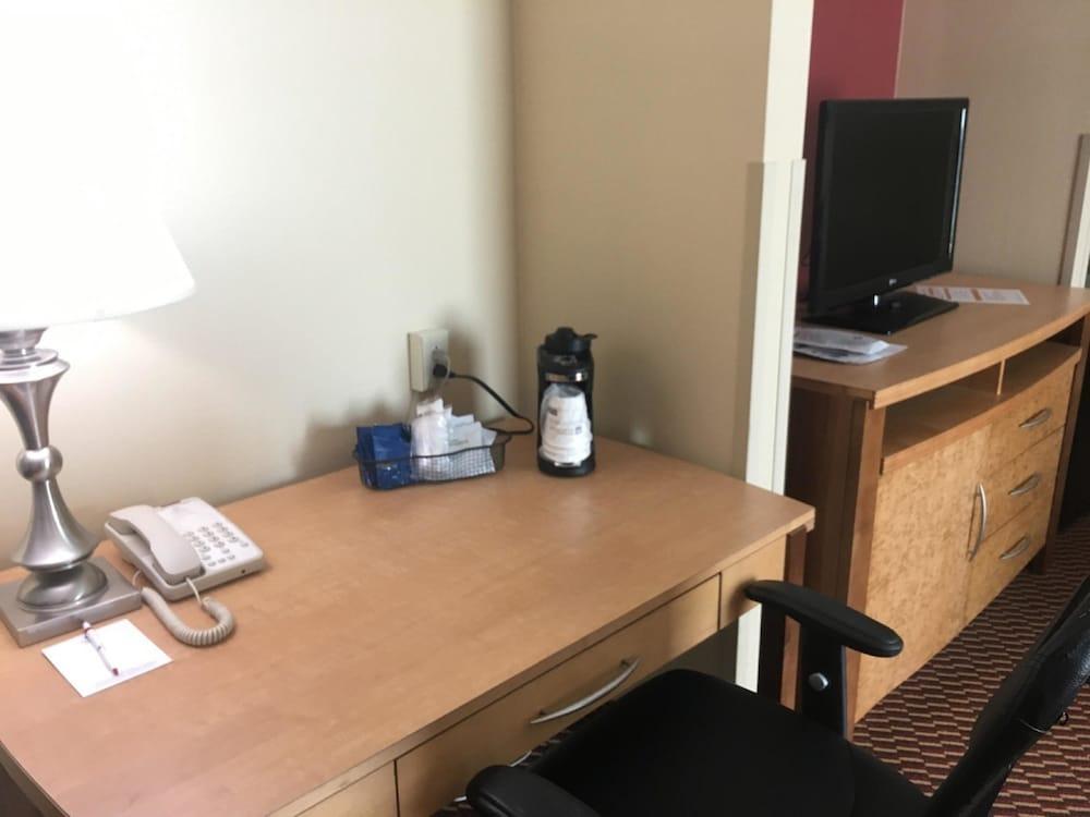 Surestay Plus Hotel By Best Western Syracuse Airport North Syracuse Exterior foto